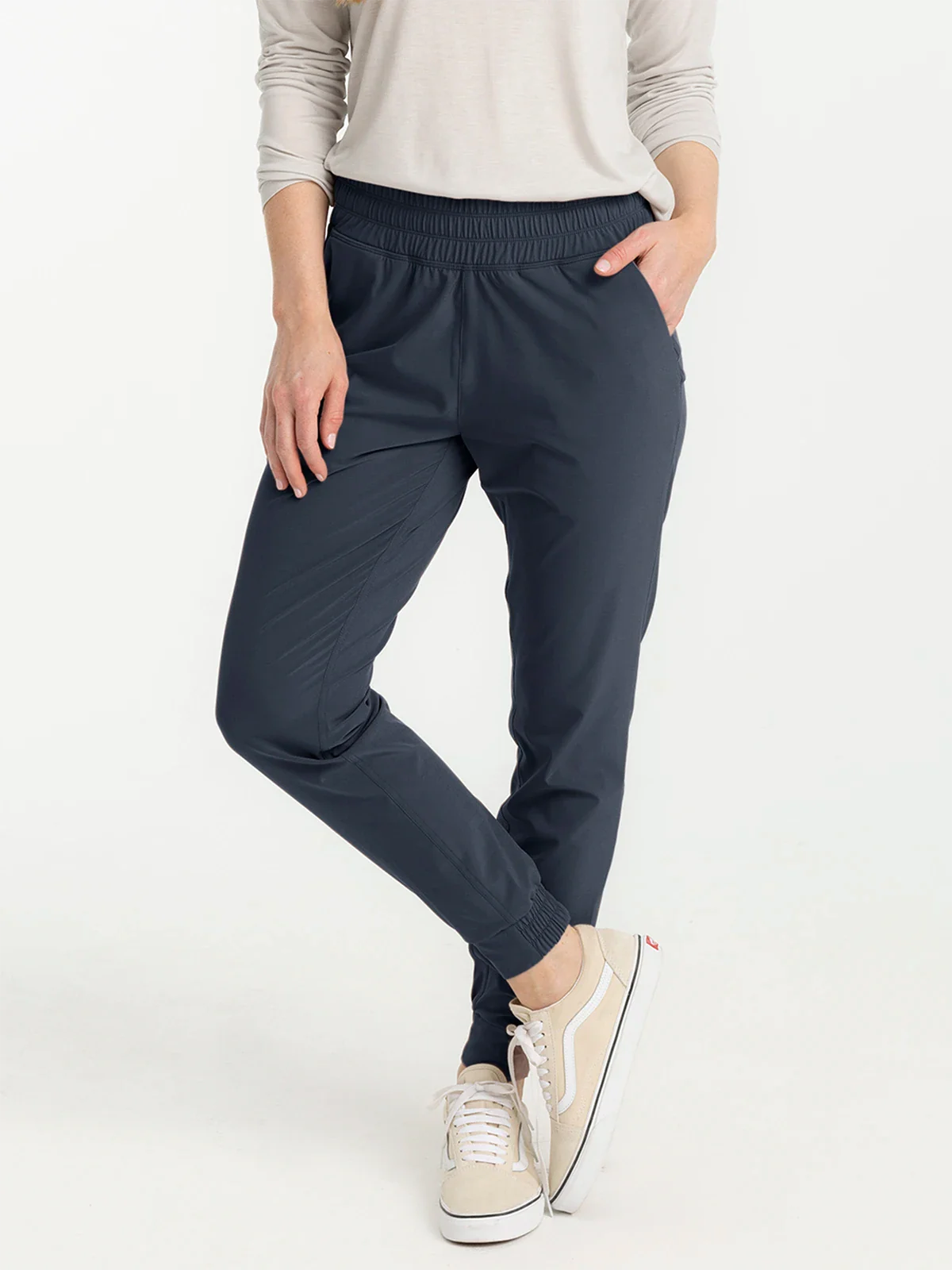 Free Fly Women's Pull-On Breeze Jogger