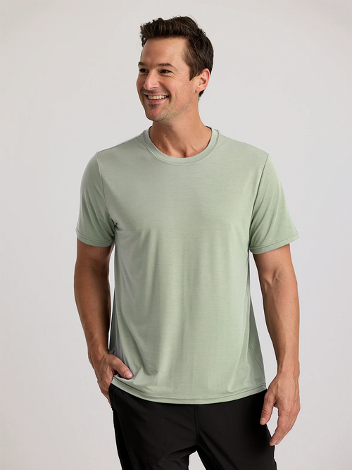 Free Fly Men's Elevate Lightweight Tee